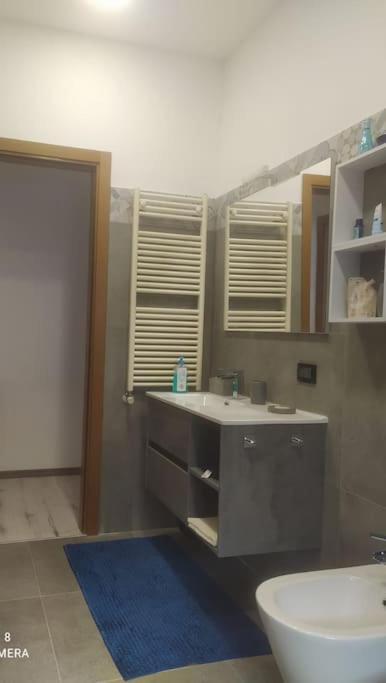 Appartement Casa Lucia à Rozzano Extérieur photo